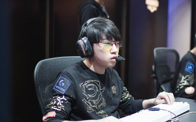 他自己也觅 他自己也觅